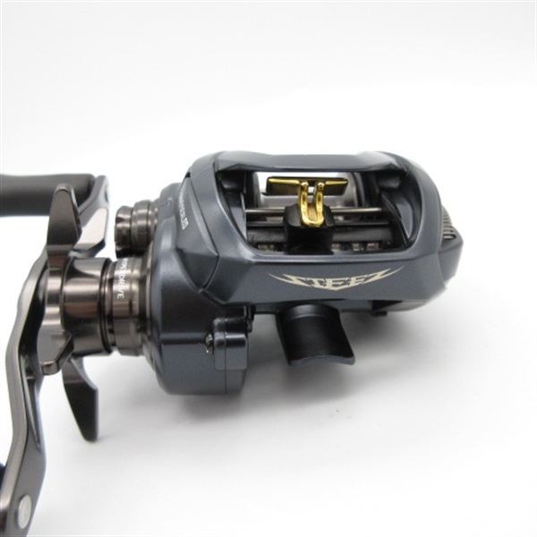 美品！23スティーズA2TW1000H カスタム！！ カスタム仕様 23 スティーズ A2 TW 1000H ダイワ 右 鎧 LUV2