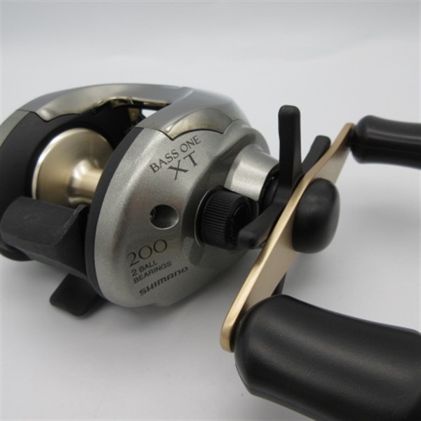 SHIMANO 04バスワンXT200　美品　箱あり　ベイトリール　右巻き 04バスワンXT200 | イシグロ公式オンラインショップ