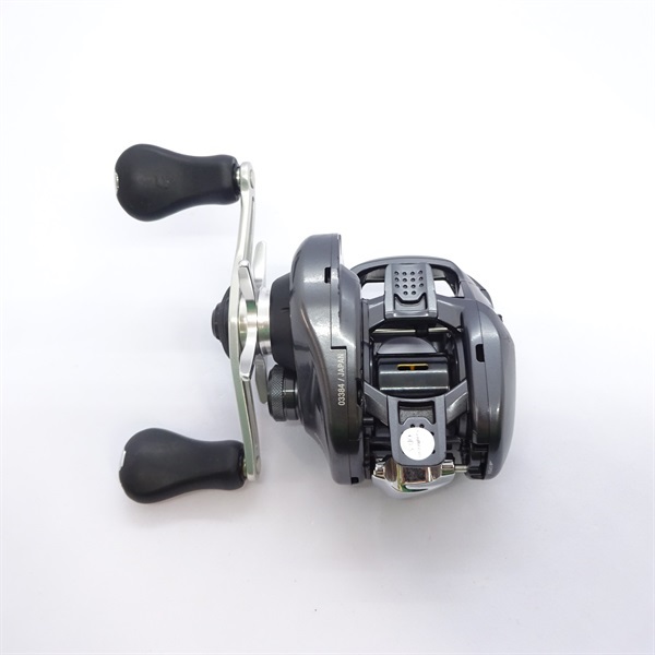 【333-3】 シマノ　アルデバラン50 Amazon | シマノ(SHIMANO) リール 15 アルデバラン 50 右