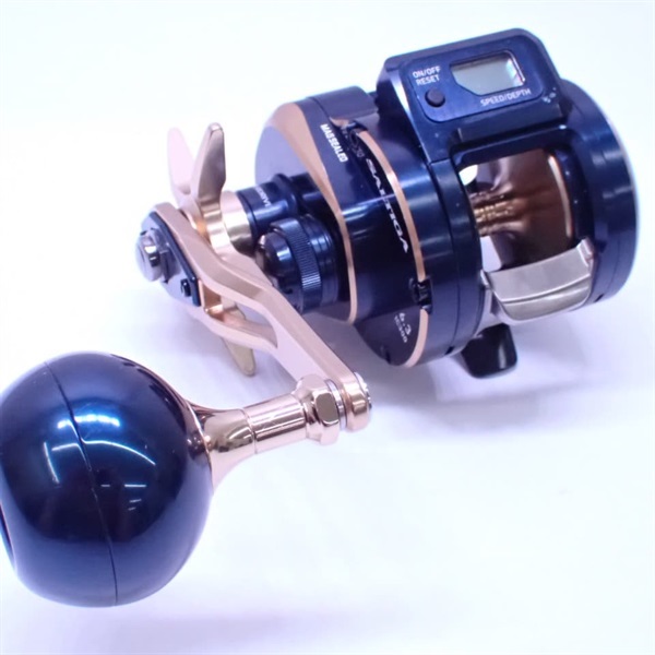 ソルティガ　ic300L ダイワ ソルティガ IC 300HL-SJ (リール) 価格比較 - 価格.com