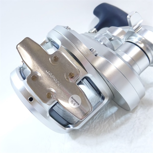 SHIMANO - 20オシアジガー 4000HG Amazon | シマノ(SHIMANO) ベイトリール 両軸 20 オシアジガー