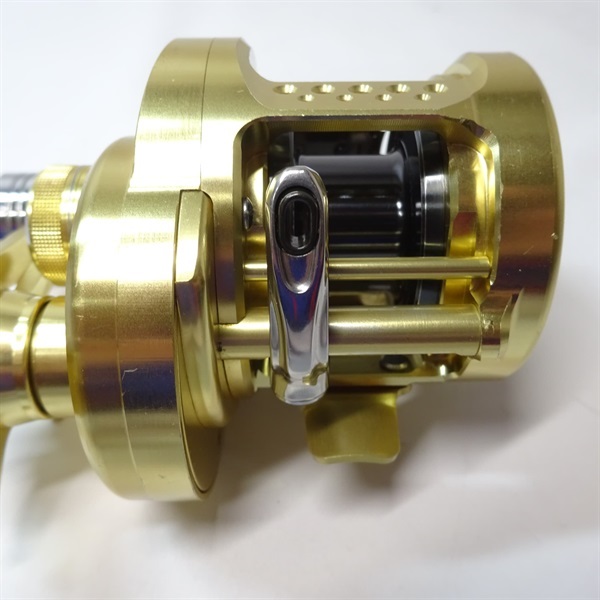 15オシアコンクエスト200PG シマノ オシア コンクエスト CT 200PG 右 (リール) 価格比較