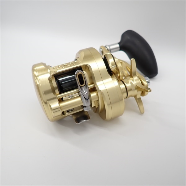 極美品　シマノ 22 オシアコンクエスト 301PG シマノ(SHIMANO) 22 オシアコンクエスト 301PG 極美品 シマノ 22