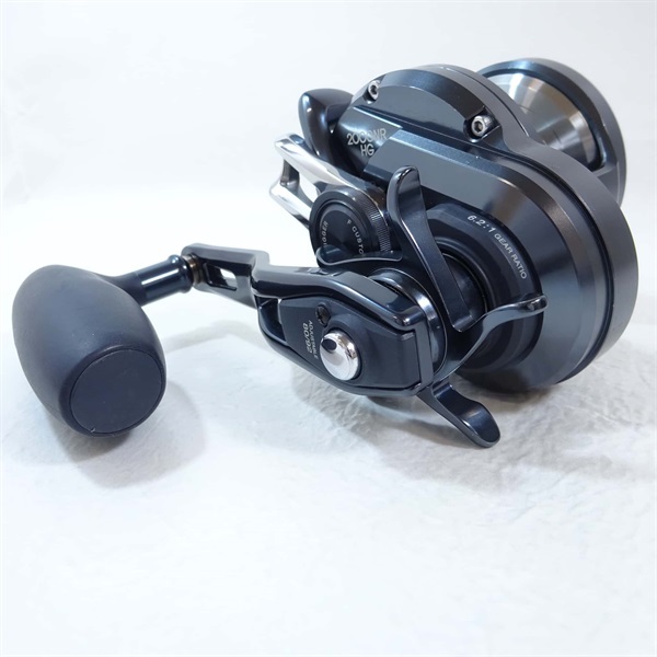 シマノ オシアジガー Fカスタム 2001NRHG 左 (リール) 価格比較