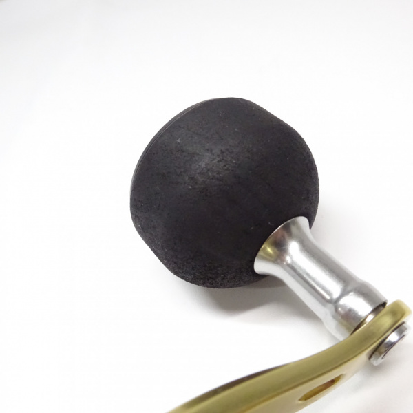 シマノ　14オシアコンクエスト200HGです Amazon | シマノ(SHIMANO) リール 14 オシアコンクエスト 200HG