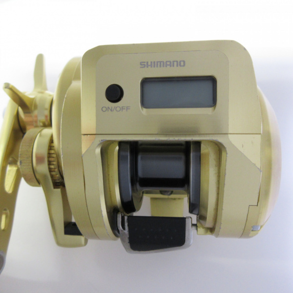 美品　シマノ　オシアコンクエストCT201HG シマノ オシア コンクエスト CT 201PG 左 (リール) 価格比較