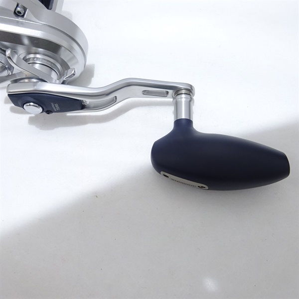 17 オシアジガー 1000HG Amazon | シマノ(SHIMANO) ベイトリール 両軸 ジギング 17