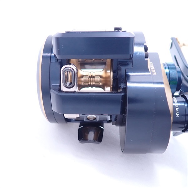 ダイワ　ソルティガ　IC300L DH ダイワ ソルティガ IC 300-DH (リール) 価格比較 - 価格.com