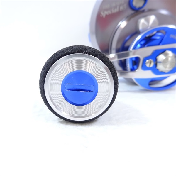 THEイカダスペシャル65 大チヌT 左 鏡面チタン／ブルー