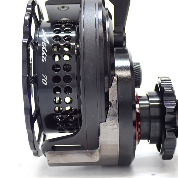 カセ筏師アスリート70ラガーブラック右 | イシグロ公式オンライン