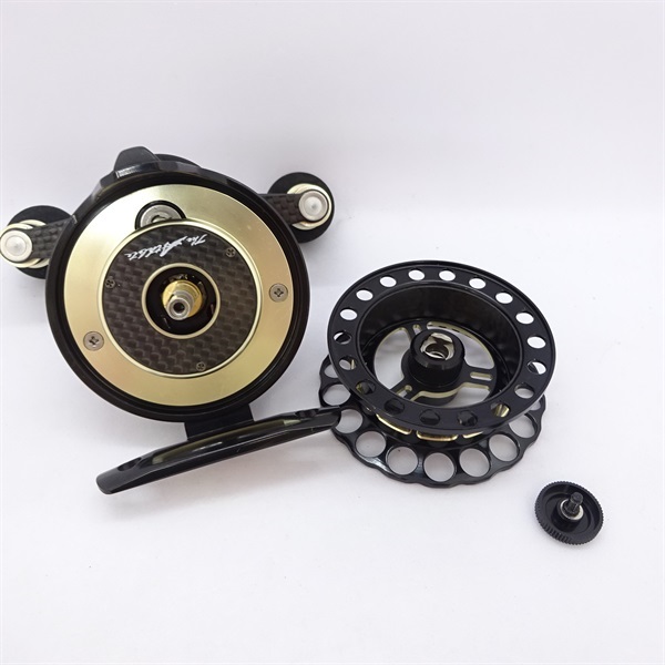 黒鯛工房 カセ筏師 アスリート ラガー 65D-BG リール 中古