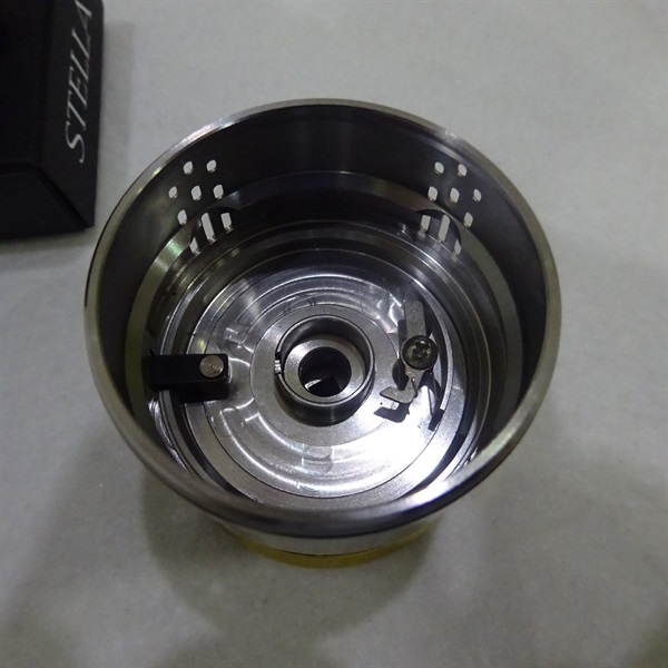 18ステラ2500Sスプール | イシグロ公式オンラインショップ