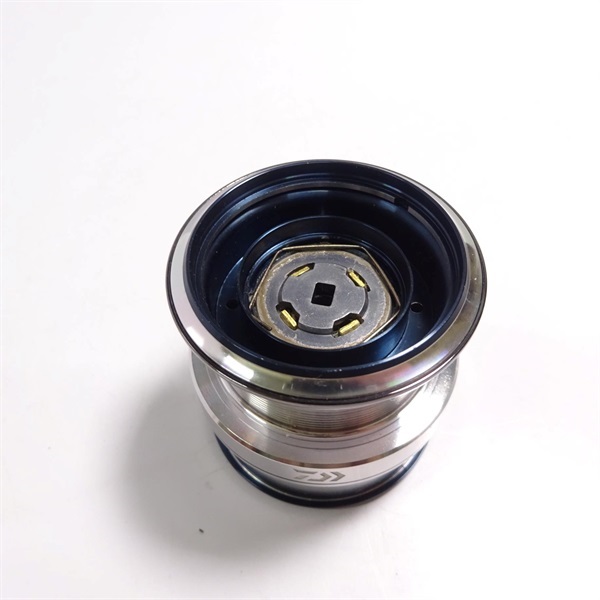 18イグジスト純正スプールLT2500 | イシグロ公式オンラインショップ