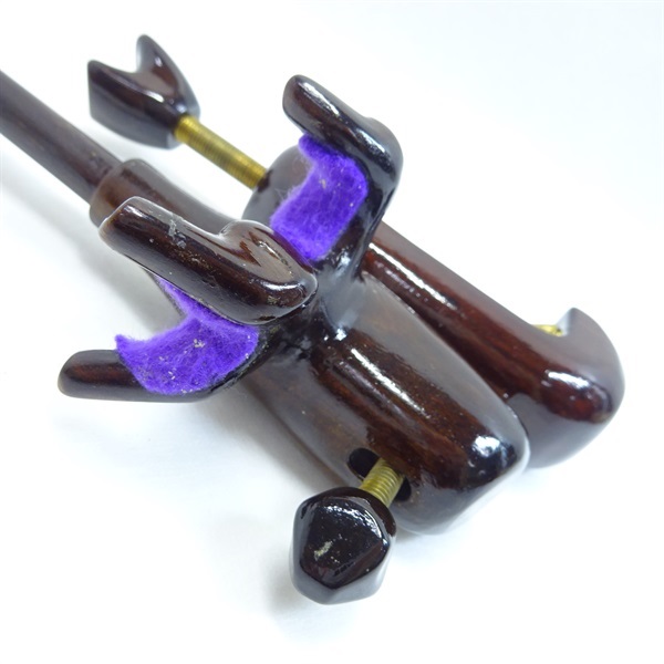 飛騨　ヘラブナ万力 Amazon | ヘラブナ万力 天然木崖柏 大砲型万力 へら用品 竿枕袋付き